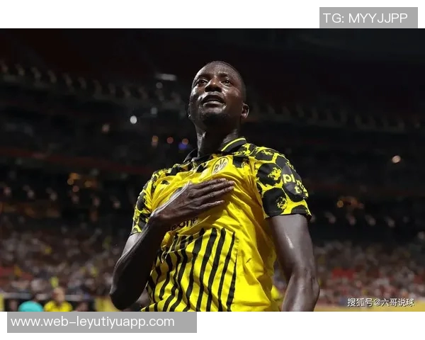 多特蒙德回顾曾效力的西班牙球员梅里诺与巴尔特拉的精彩瞬间